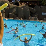 Blue Waters Club Hotel
