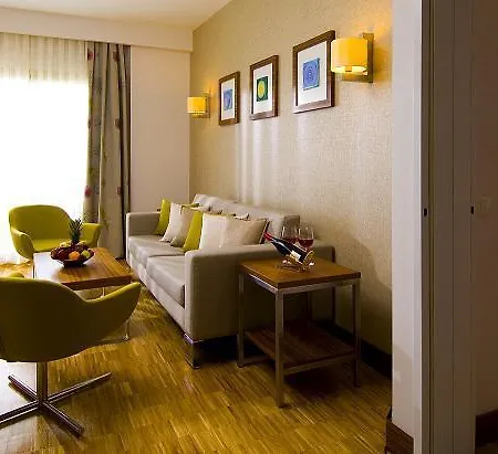 Blue Waters Club 5* Sidé