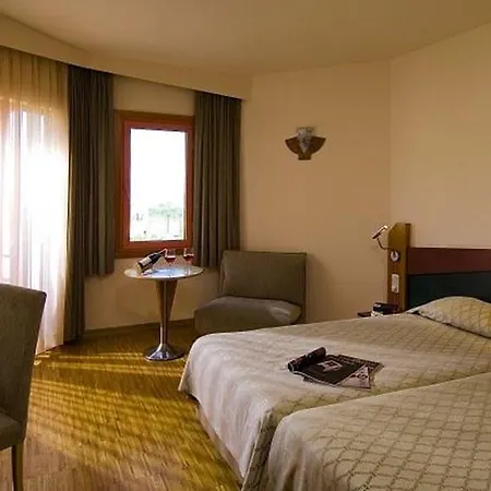 Hotel Blue Waters Club 5*