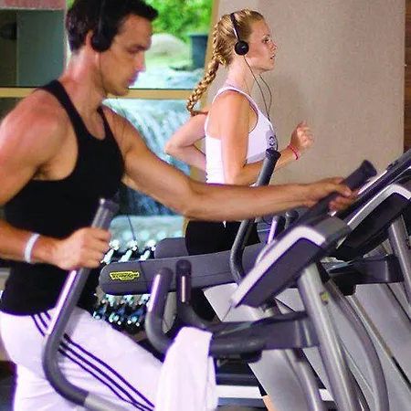 Blue Waters Club Side