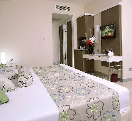 Hotel Blue Waters Club