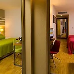 Blue Waters Club فندق سيدي